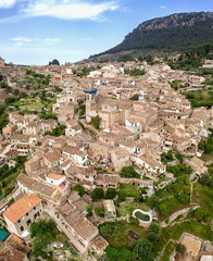 Fototapeta na wymiar small old authentic village in the mountains, valldemossa, malorca, spain