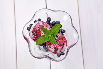 ice cream with fresh berries