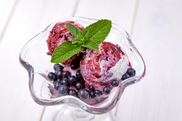 ice cream with fresh berries