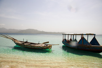 Fototapeta na wymiar traditional longtail boat in thailand