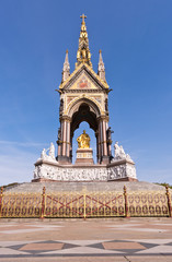 Fototapeta na wymiar Prince Albert Memorial Statue England