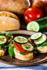 Tasty sandwiches with vegetables