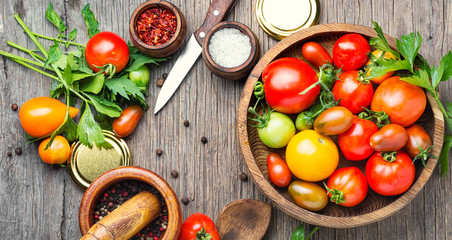 Pickling or canning tomatoes