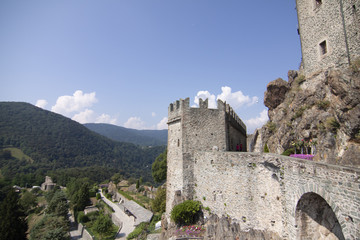 sacra abbazia di San Michele val di Susa Torino Italia .