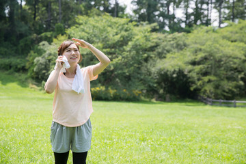 Obraz premium スポーツウェアの女性