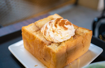 Asian Toasted Bread with Cream and Honey