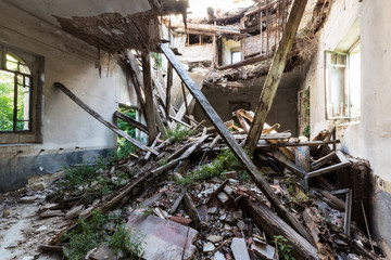 Urban exploration in an abandoned convent