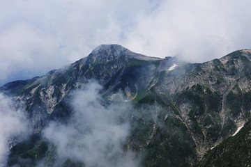 北アルプス笠ヶ岳への道　笠新道　杓子平の風景　笠ヶ岳を望む