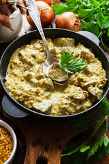 Chicken liver in creamy sauce with mustard