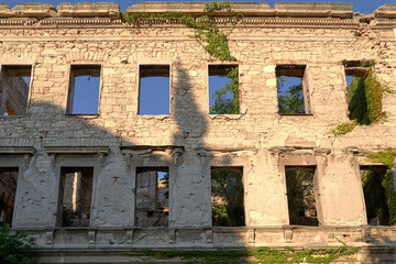 Building destroyed in Bosnian war