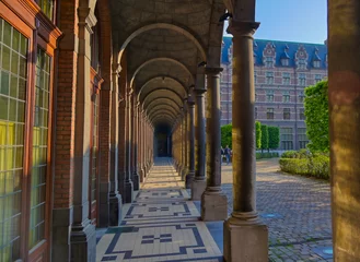 Schilderijen op glas Antwerpen, België - 28 april 2019 - De Universiteit Antwerpen (Universiteit Antwerpen) is een van de belangrijkste Belgische universiteiten in de stad Antwerpen, België. © Jbyard