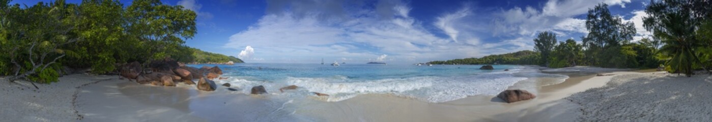 Seychelles, Prale island, Anse Lazio beach panorama