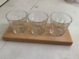 Посуда, блюдо, декор, кейтеринг, стекло, бокал, подставка, гриль, мангал, дерево