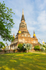 Fototapeta premium Ruin Pagoda of Wat Yai Chaimongkol in Ayutthaya ,Thailand.