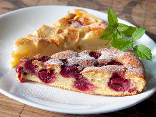 Apfel- und Kirschkuchen