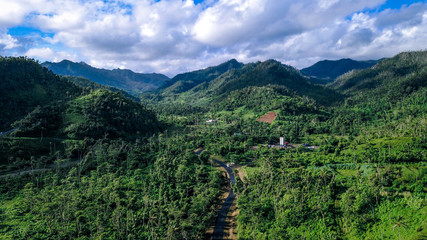 Fototapeta na wymiar PAnoramic View to the Green Mountaing, Dominica Island