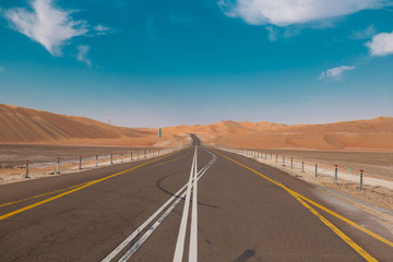 UAE. Desert  landscape, road