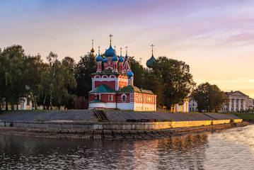 Fototapeta premium The Temple of Tsarevich Dmitry on the Blood in the town of Uglich in Russia 