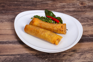 Deep fried spring roll with prawn