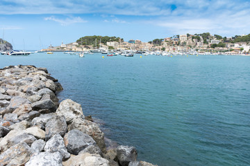 Fototapeta na wymiar the Bay of Port de sóller in Mallorca