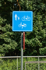 Sinalização de transito para ruas, avenidas e ciclovias na Europa e outros continentes.