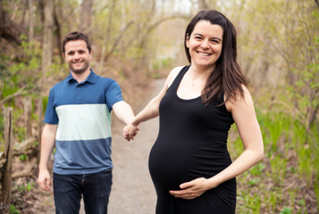 Obraz premium Nice and Romantic moments for pregnant couple