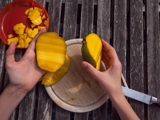 How to Cut a Mango the easy way Instruction 