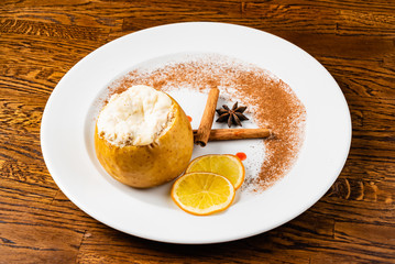 roasted apple with spices