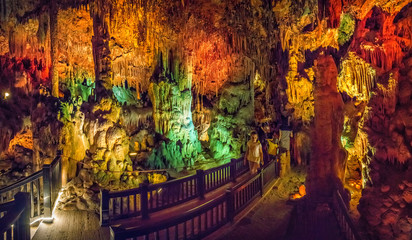 Пещера Дамлаташ Inside view of Damlatas cave