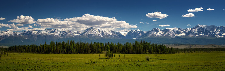Fototapeta na wymiar the panorama of the Chui ridge Altai, Russia, June
