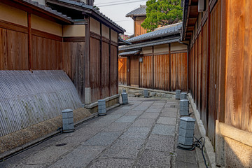Fototapeta na wymiar 京都東山 石塀小路の風景