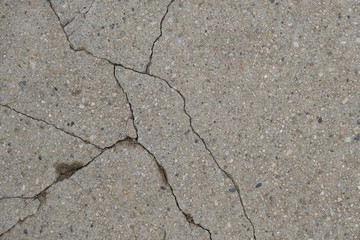 Obraz premium Crack on a concrete surface in Los Angeles for interior design.