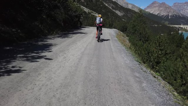 4K - Bormio (IT) - Escursione in bicicletta alle dighe di Cancano