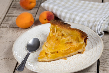 tarte à l'abricot et amandes