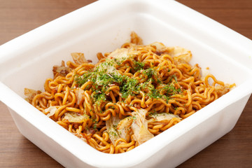 カップ焼きそば