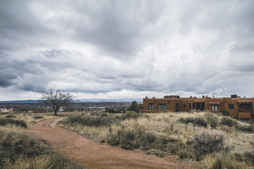 Fototapeta premium Pueblo style architecture in Santa Fe, New Mexico, USA