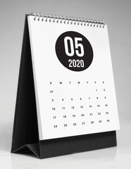 Simple desk calendar 2020 - May