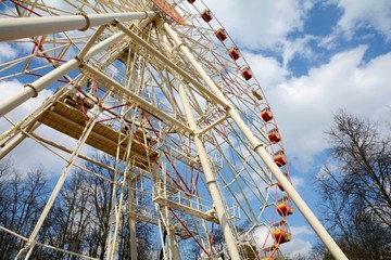 The Ferris wheel in Minsk Gorky Park was installed in 2003. Height 54 meters. Number of seats: 144. 4 open booths and 32 closed.
