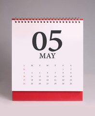 Simple desk calendar 2020 - May