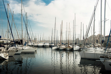 Fototapeta na wymiar Marseille, le vieux port