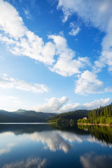 Fototapeta na wymiar beautiful mountain lake