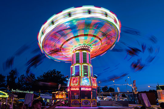 Maximaler Spa&szlig; beim Volksfest