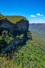 hiking the pulpit rock track, blue mountains national park, australia 6
