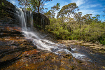 waterfall on weeping rock walking track, blue mountains national park, australia 14
