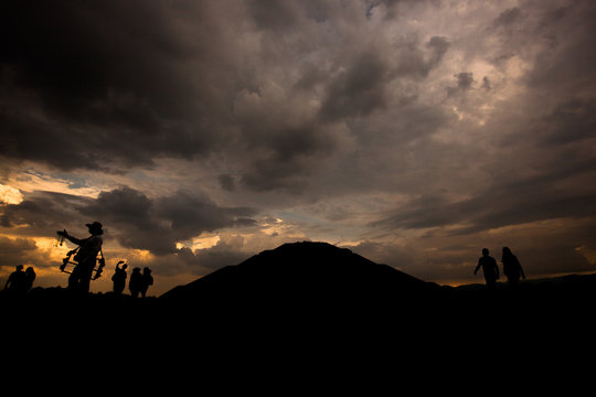 Teotihuac&aacute;n al atardecer