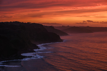 atardecer costa asturiana cantabrico 