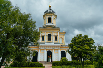Fototapeta na wymiar Vysotskiy monastery, Serpukhov, Russia, Golden Ring of Russia
