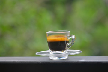  Black coffee is a hot coffee that can drink and get a taste of real coffee with a refreshing morning atmosphere.