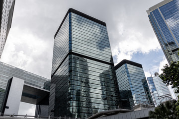 Fototapeta na wymiar Tall modern building in financial district