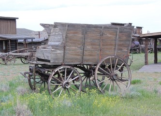 Fototapeta na wymiar An old west wood wagon